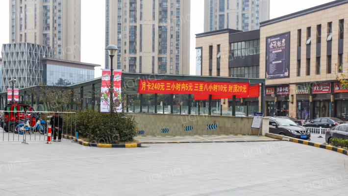 绿地蓝海公馆外景图