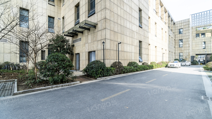 瑞麒时代金座外景图