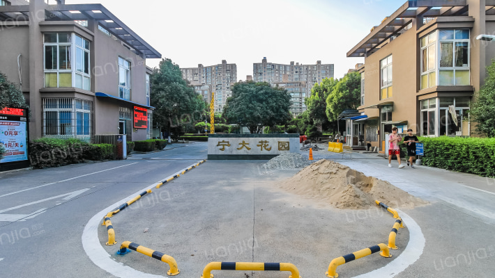 宁大花园外景图