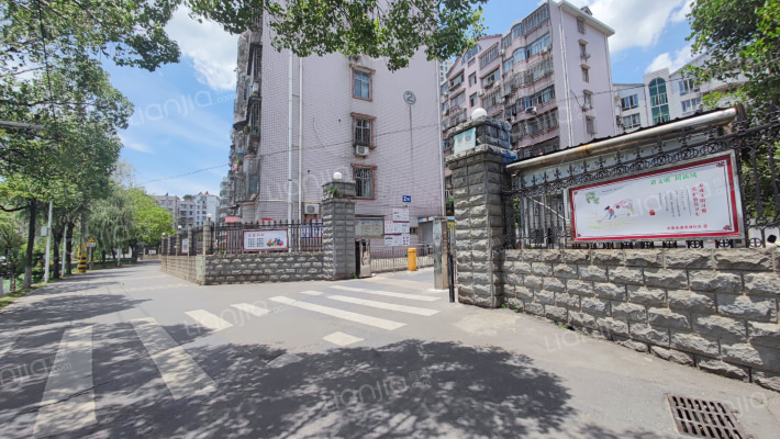 南浦新村外景图