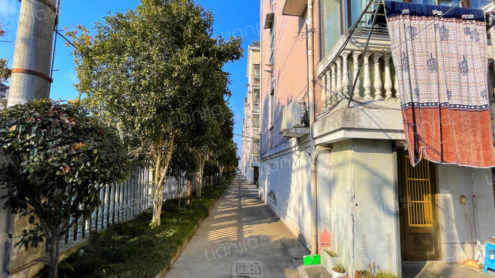 德大小区外景图