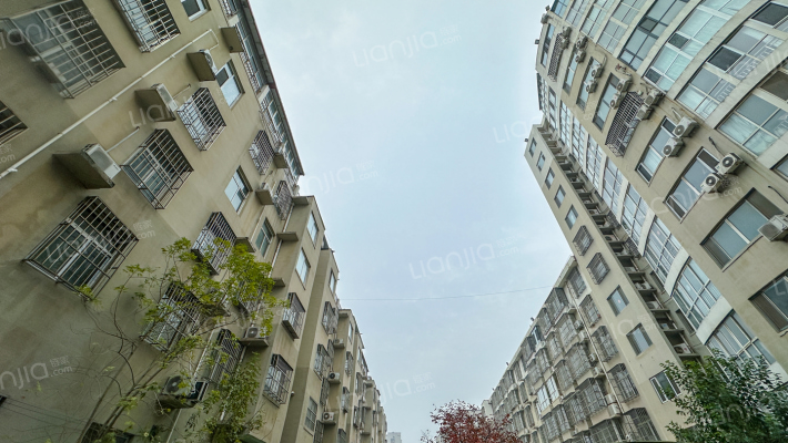 城市之星B区外景图