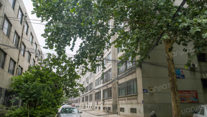 绿园小区外景图