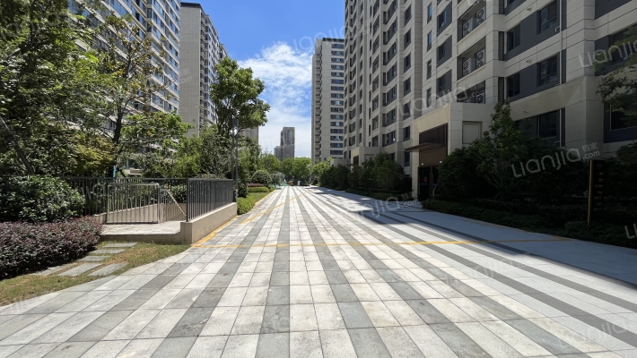 鼓悦蘭园外景图