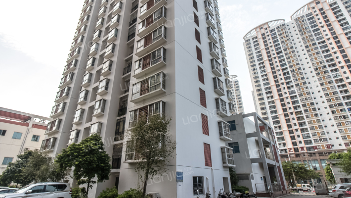 嘉盛大厦外景图