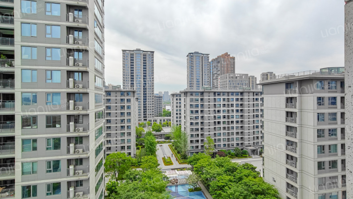 锦粼云荟外景图