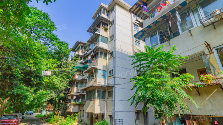 山水宿舍外景图