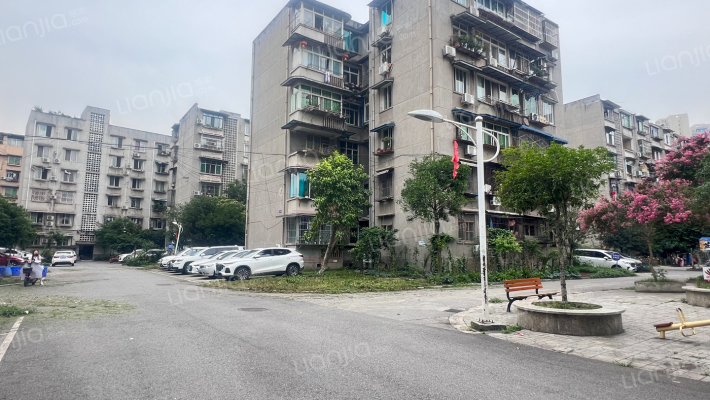 三九八家属区外景图