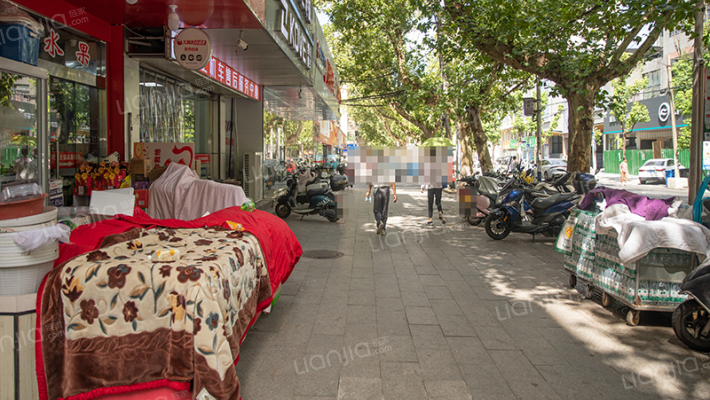 车站路33号外景图