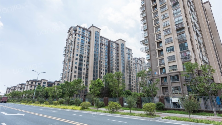 海尚家园东区外景图