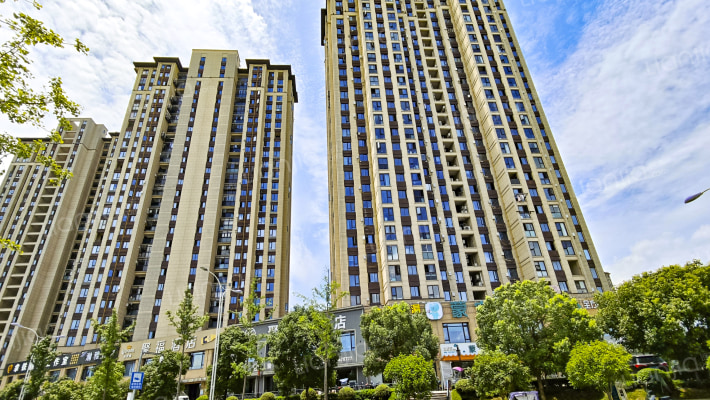 新鸿铂悦嘉园外景图