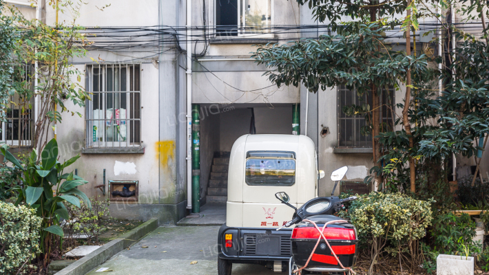 流虹新村南区外景图