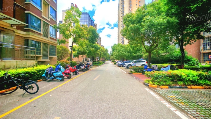 宝龙香槟湖外景图