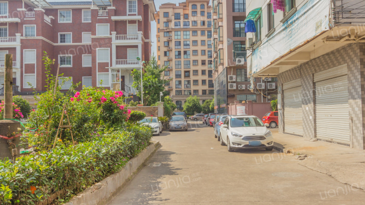 洪运公寓外景图