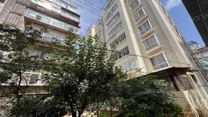 昆明市轻工工业总公司外景图