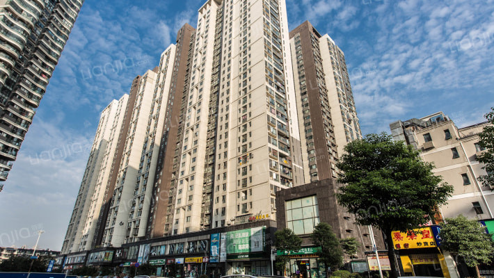 菱角湖万达广场B区外景图