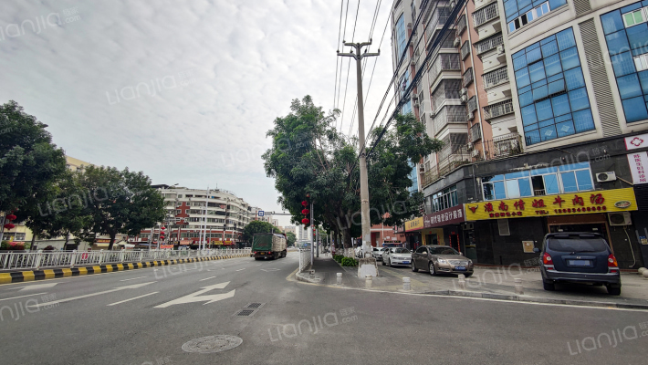 同发大厦外景图