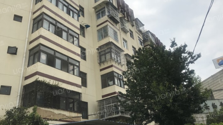 西华小区秋韵里外景图