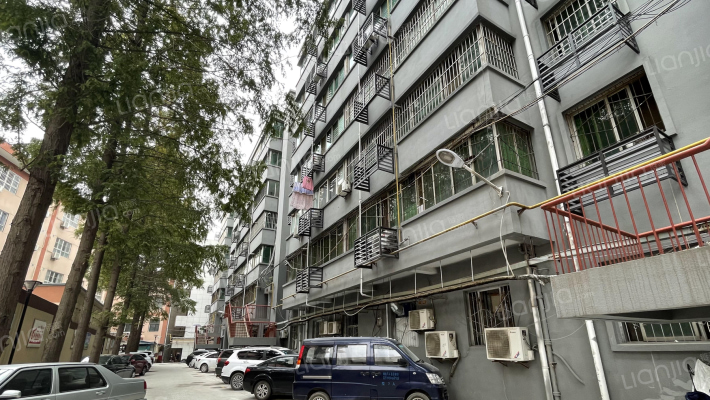 长安二中住宅楼外景图