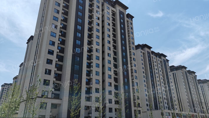 天润天鸿珑玺湾外景图