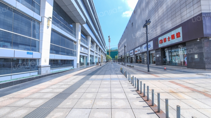 财富广场（八一大道357号）外景图