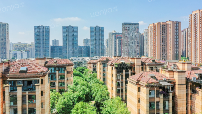 两江春城春麓苑外景图