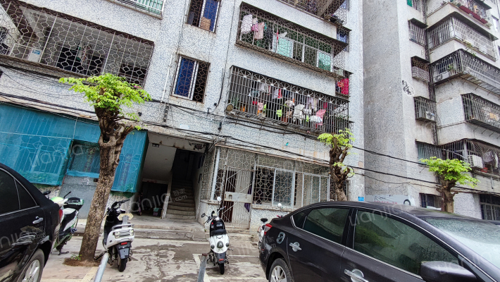 省公路建设公司单位房外景图