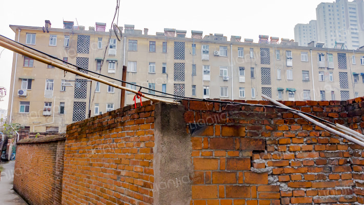 轻钢龙骨厂宿舍外景图