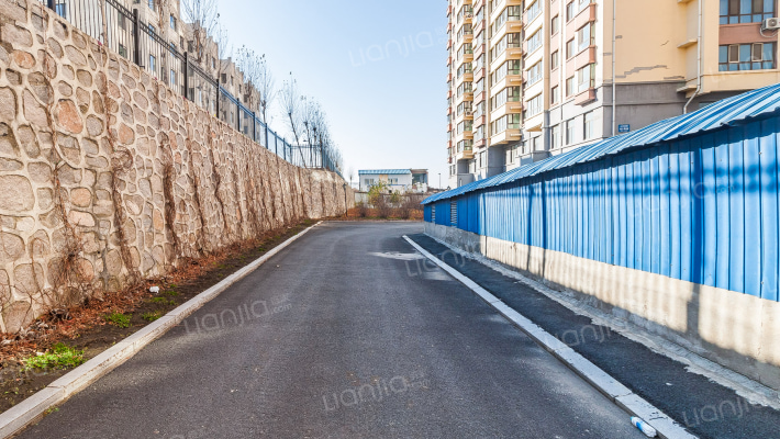 上京府邸外景图