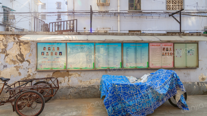 天柱山路小区外景图
