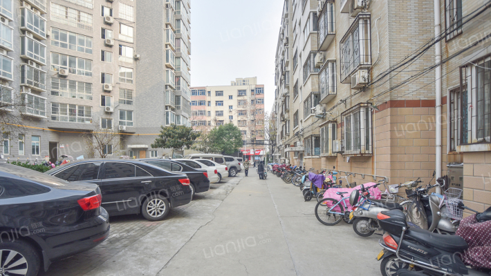 兴达公寓外景图