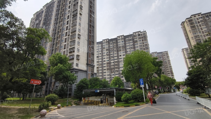 汇景和园外景图