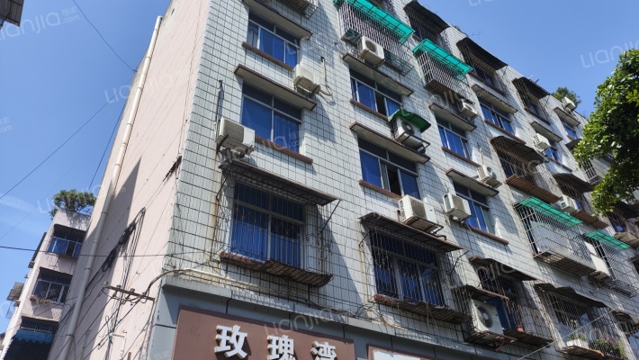 五牛商舍外景图