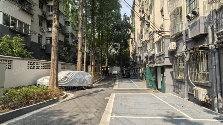 北京西路76号外景图