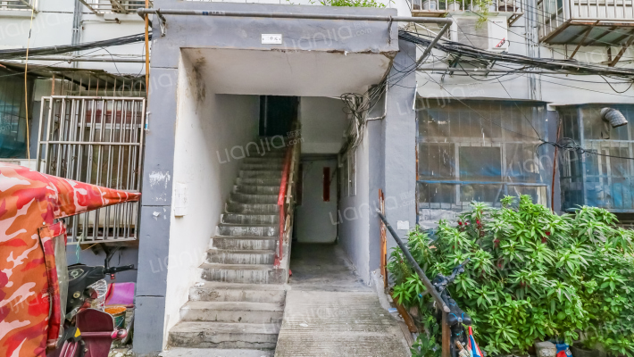 民健小区外景图