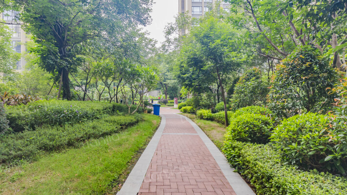 方直君御房源|户型图|小区车位|交通地址详情分析!