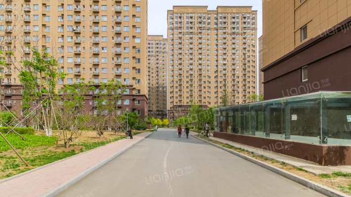 西城家园外景图