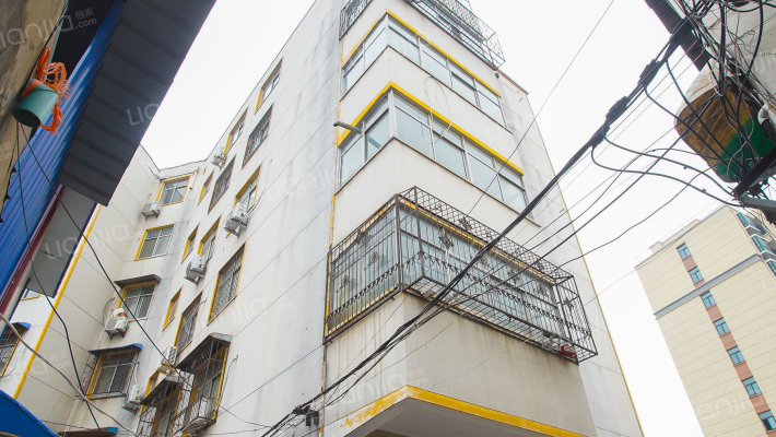 塔湾村第四小组小区外景图