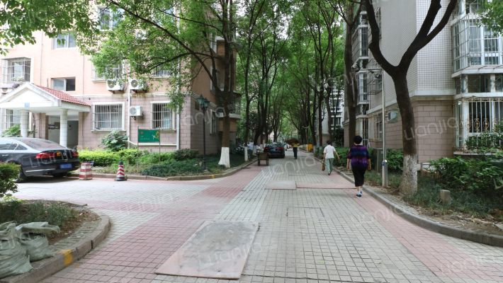 梅花山庄南华苑外景图