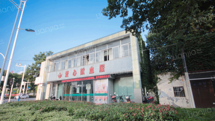 新三园村五交化宿舍楼外景图