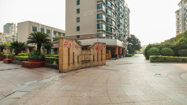 都市华城外景图