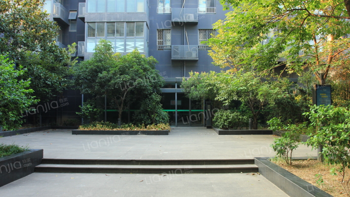 木马公寓外景图