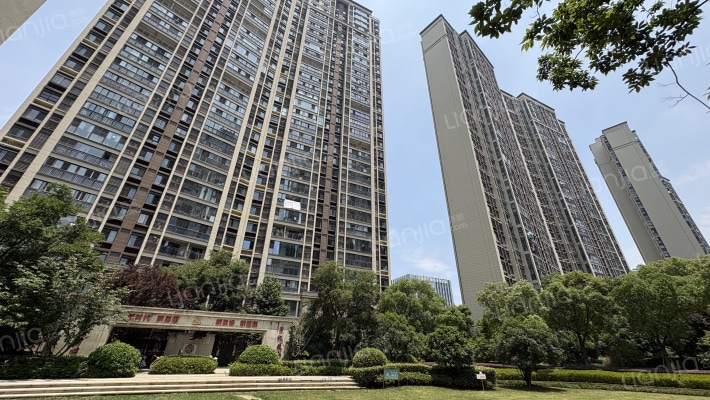 中海珑湾锦园外景图