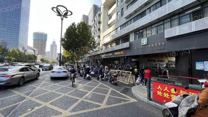 乐农新村小学宿舍楼外景图