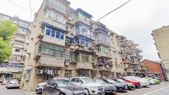 武汉生物研究所宿舍外景图