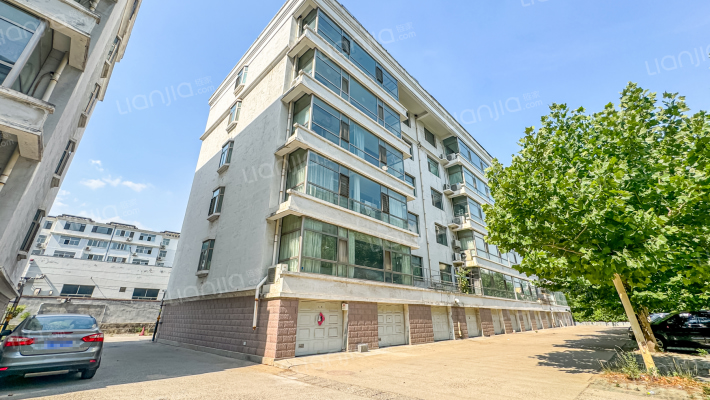 阳光小区外景图