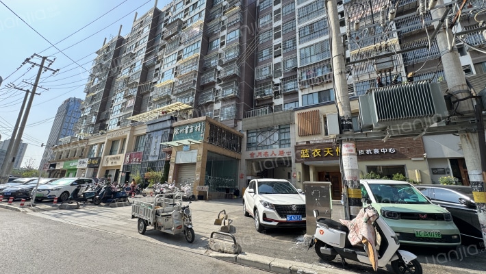 金月名人居外景图