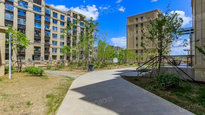 东安加州枫景外景图