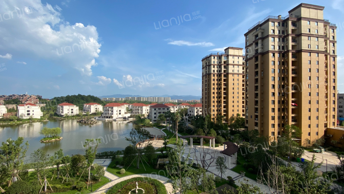 聚佳鑫湖畔外景图