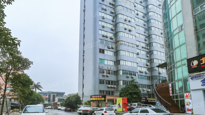 全景大厦外景图